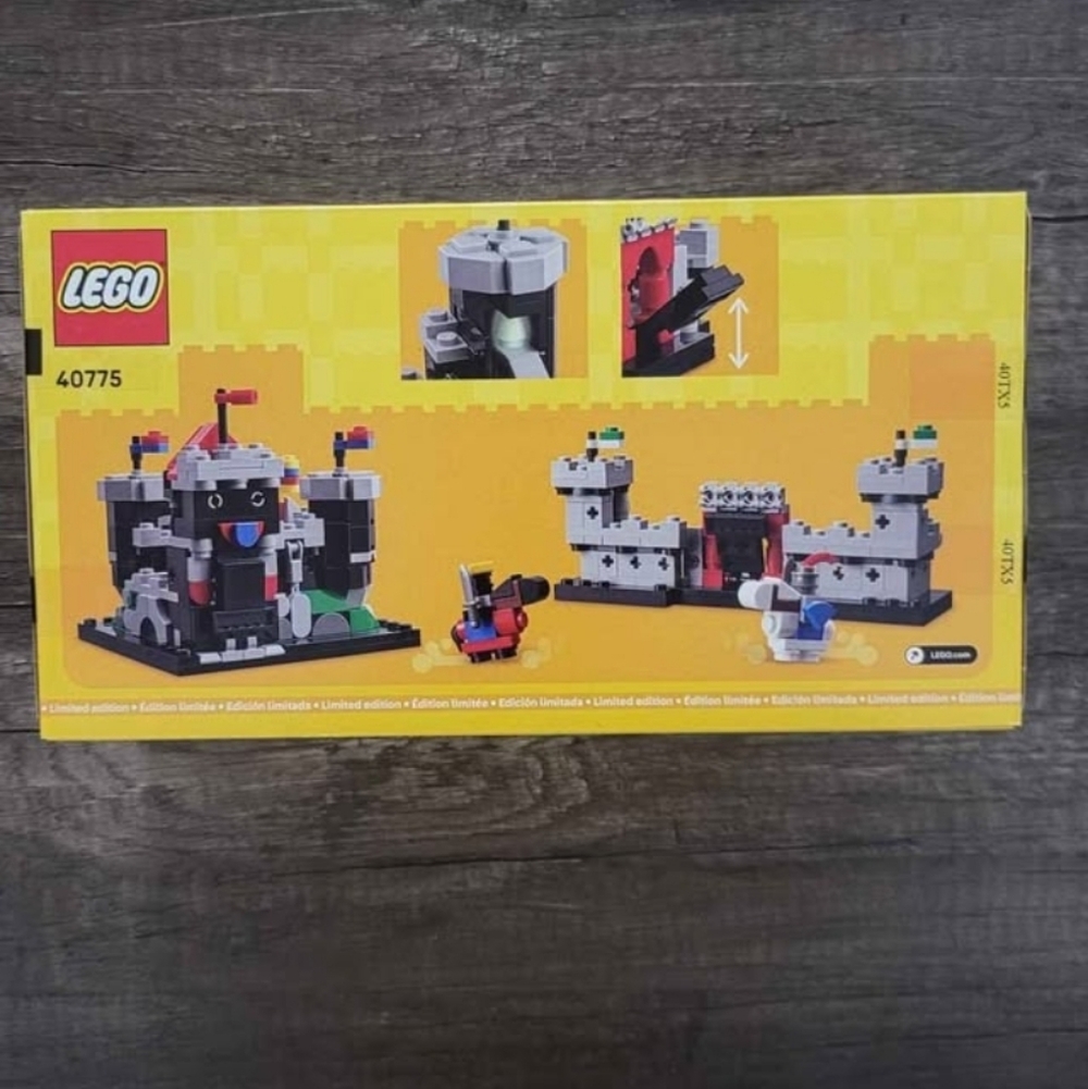 LEGO Castle Building Set - Picture 2 of 2